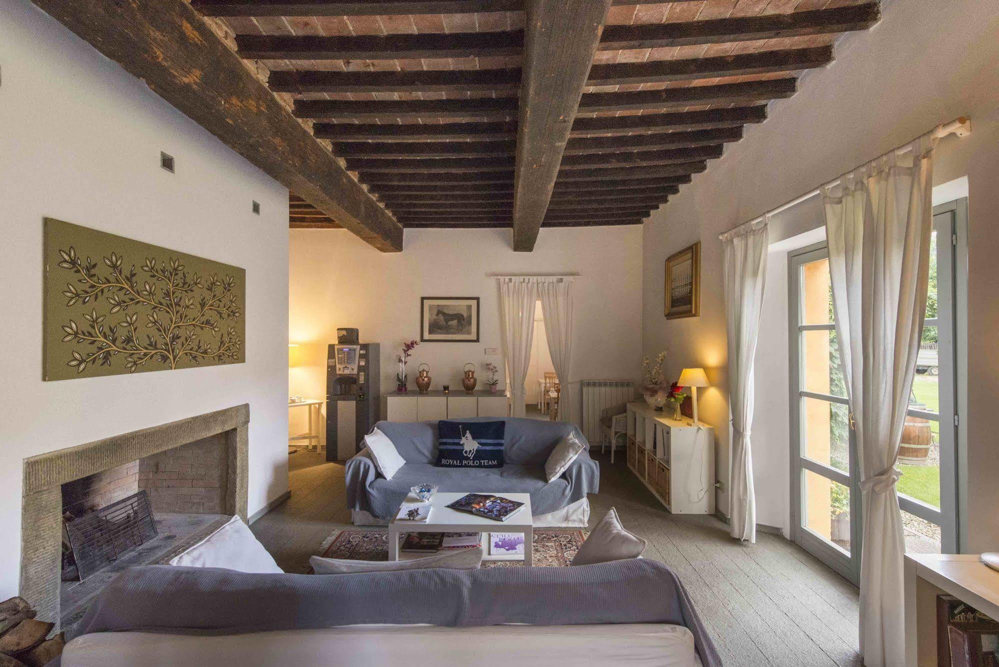 La Scuderia Casa Vacanze Pensionat Arezzo Exteriör bild